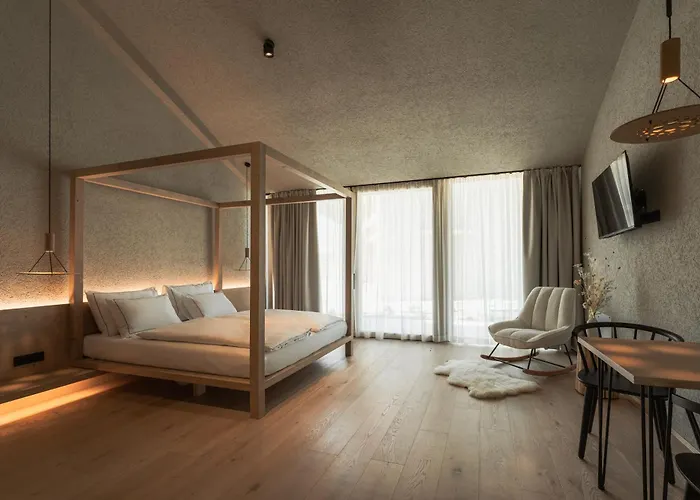 Zen Emerald Resort & Spa, Soca River